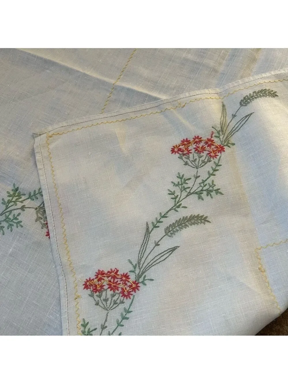 Vintage Tablecloth Linen Embroidered Floral Cottage Core Pink 33x34”